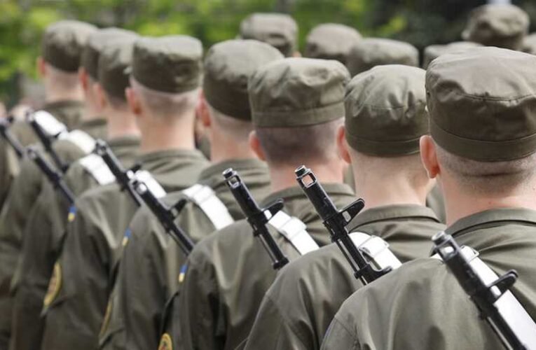 Nyugdíjasokat toboroz az ukrán hadsereg