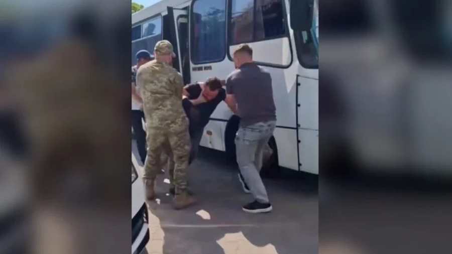 Kiemelt kép: emberrablás ukrajnában, ezt nevezik "toborzásnak"