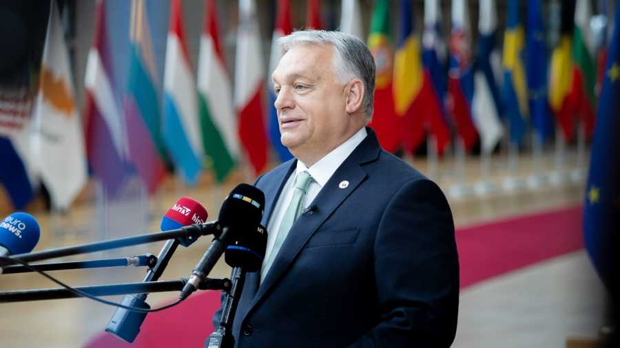 Kiemelt kép: Orbán Viktor miniszterelnök nyilatkozik az Európai Tanács júniusi csúcstalálkozóján (Fotó: MTI/Miniszterelnöki Kommunikációs Főosztály/Fischer Zoltán)