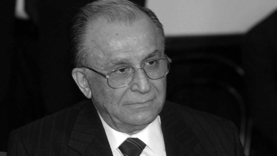 Kiemelt kép: Ion Iliescu román köztársasági elnök Budapesten 2003. szeptember 15. -én. (Fotó: MTI/Soós Lajos)