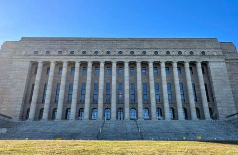 Öngyilkos lett egy képviselő a finn parlamentben