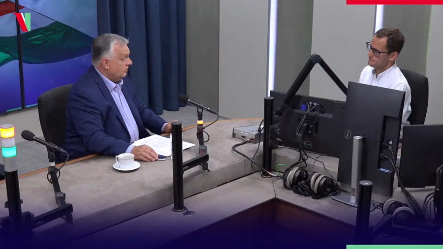 Kiemelt képen: Orbán Viktort kérdezi Törőcsik Zsolt a Kossuth Rádió "Jó reggelt Magyarország" című műsorában 2025. augusztus 1-én. / Fotó: screenshot