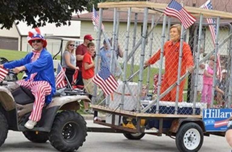 Hillary Clinton akár életfogytiglani börtönbüntetést is kaphat hazaárulásért