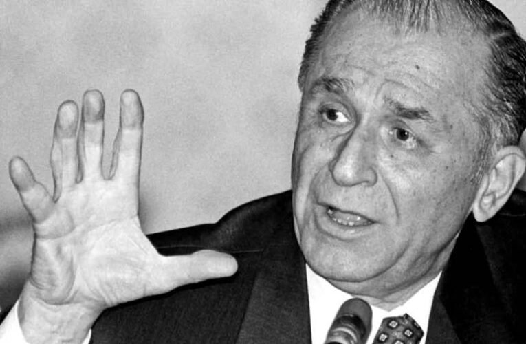 Exkluzív: „A MAGYAROK IRÁNTI ROKONSZENVEM TÖRETLEN” – Stoffán György 1991-ben készített interjúja Ion Iliescuval