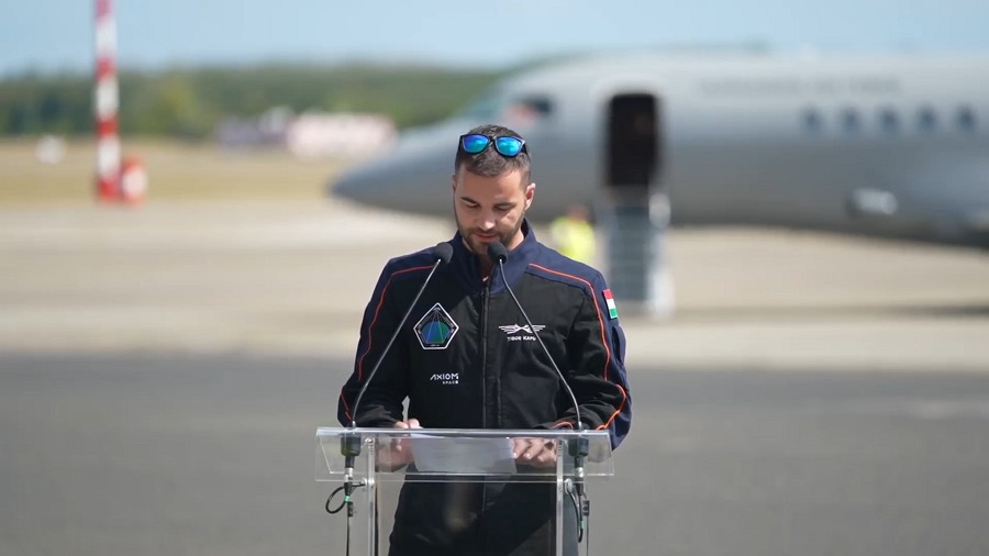 Kiemelt képen: Kapu Tibor nyilatkozik hazatérése után 2025 augusztus 18-án / Fotó: screenshot