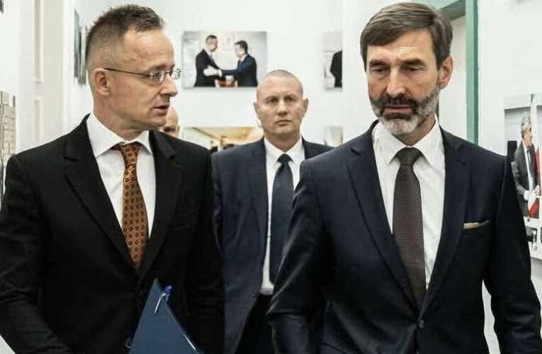 Szijjártó Péter: A kormány felszólította Brüsszelt, hogy vegye elejét a Barátság kőolajvezeték elleni ukrán támadásoknak