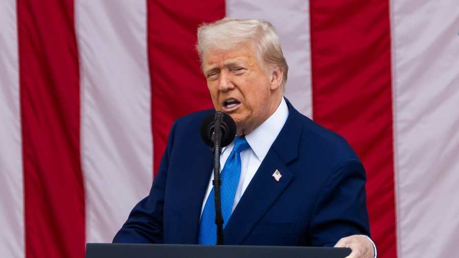 Kiemelt kép: Donald Trump amerikai elnök (Fotó: MTI/EPA/Jim Lo Scalzo)