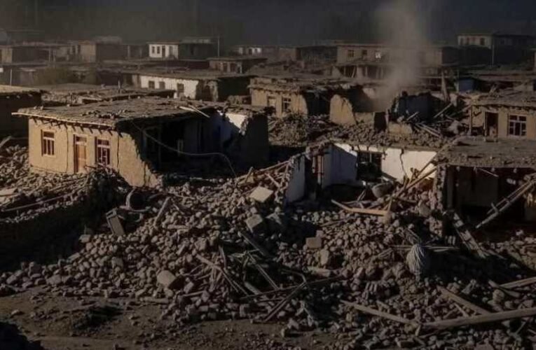 Pusztító földrengés rázta meg Afganisztánt, több százan meghaltak és megsérültek