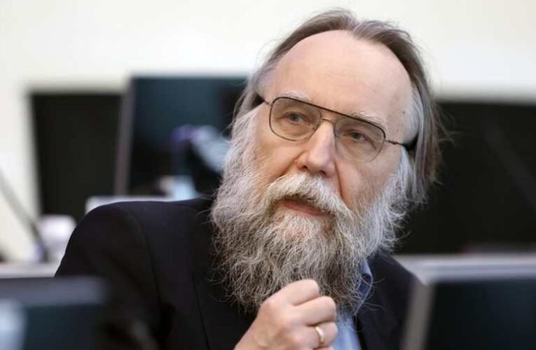 Alekszandr Dugin: az amerikai Demokrata Párt „Amerika Ukrajnája”