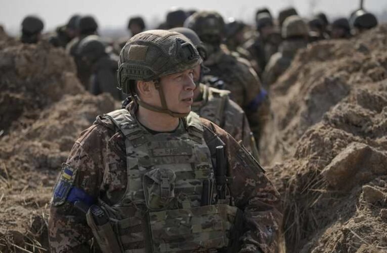 Az ukrán főparancsnok szerint Oroszország többszörös fölényben van