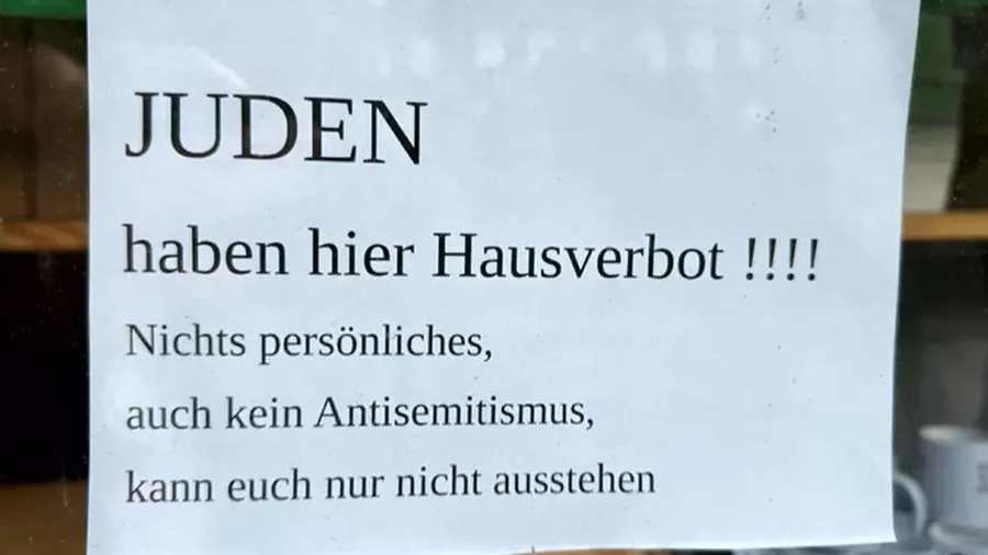 Kiemelt képen: a flensburgi antiszemita boltfelirat