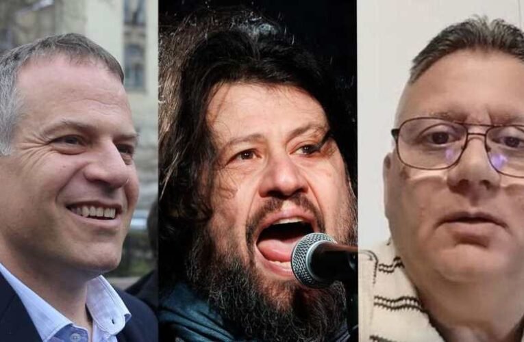 Az álhírgyárosok mellett tüntetnek Puzsérék – színpadon az ütődött „csodatévő próféta”