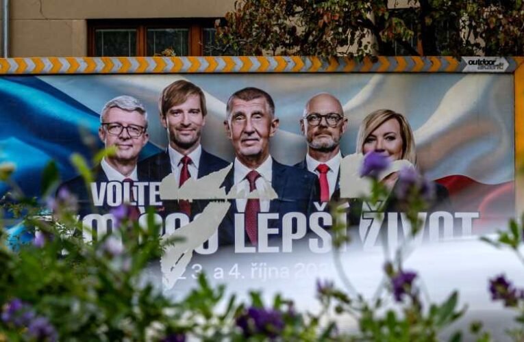 Csehország választ: Orbán Viktor szövetségesének győzelmére számítanak a közvélemény-kutatók