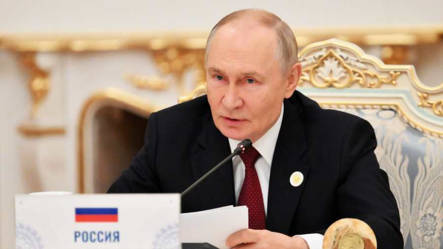 Kiemelt kép: Vlagyimir Putyin orosz elnök a Független Államok Közösségének (FÁK) dusanbei csúcstalálkozóján 2025. október 10-én (Fotó: MTI/EPA/Szputnyik/Orosz elnöki sajtószolgálat/Grigorij Sziszijev)