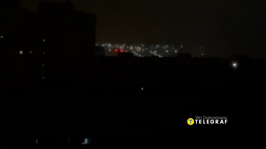 Kiemelt képen: Kijev teljes sötétségbe borult az orosz haderő 2025. október 10-én hajnalban végrehajtott támadása után / Fotó: screenshot