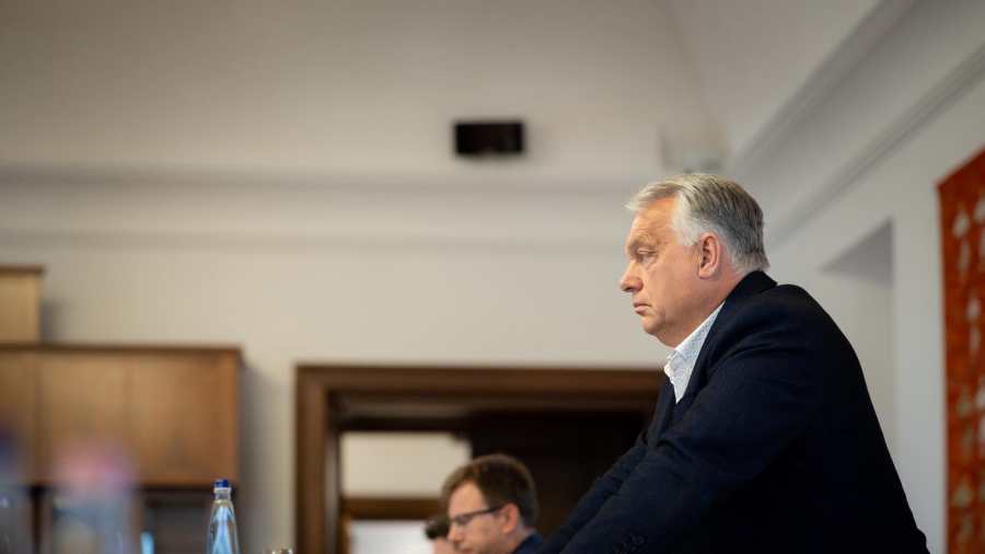 Kiemelt képen: Orbán Viktor miniszterelnök a kormányülésen / fotó: facebook