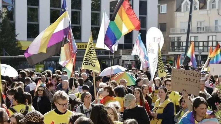 Kiemelt kép: Pride Pécsett 2025. október 4-én / Fotó: Knap Zoltán