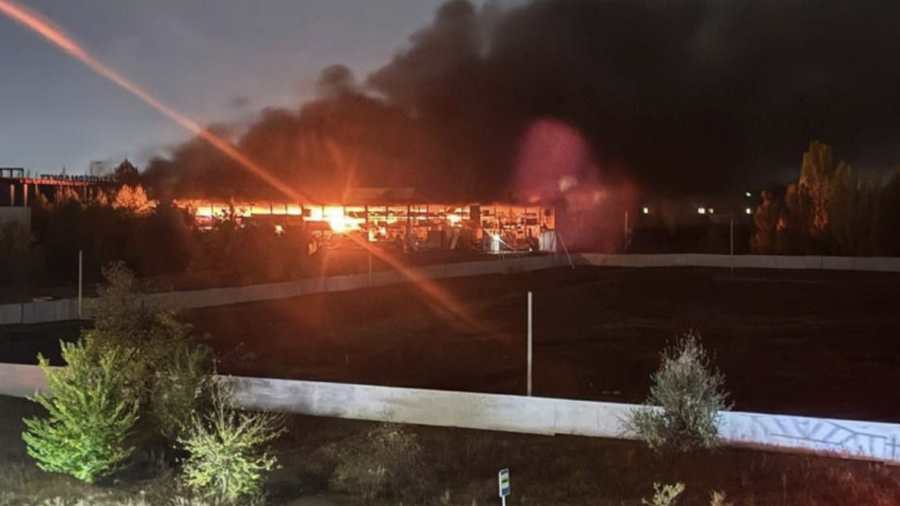 Kiemelt képen: A donyecki Sigma hipermarket, miután ukrán drónok csapást mértek rá 2025. október 11-én. / Fotó: © Közösségi média