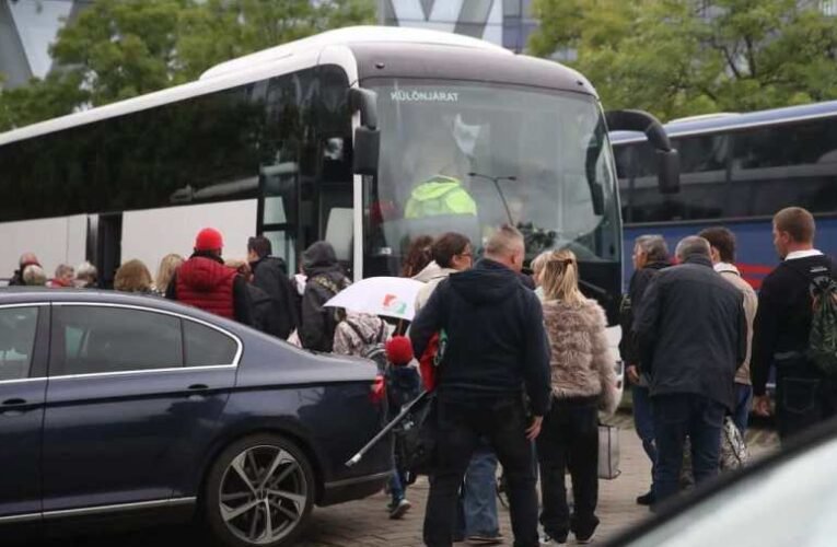 Készpénzben gyűjtik az adományokat a Tisza szigetek