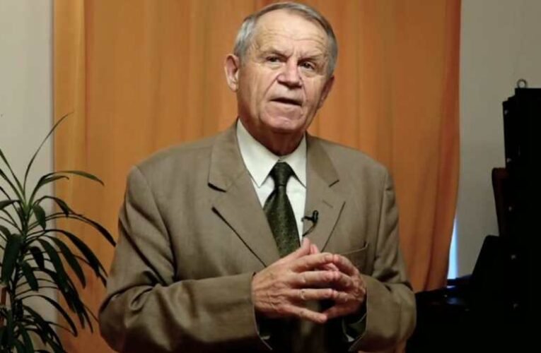 Költők között csak politikus, politikusok között csak költő! – interjú Kónya–Hamar Sándorral