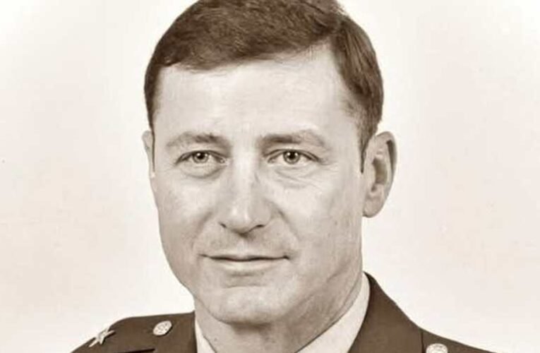 Meghalt Wass Albert fia, amerikai dandártábornok