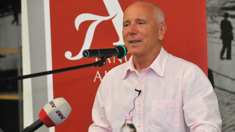 Kiemelt kép: Felcsuti Péter, a Magyar Bankszövetség korábbi elnöke egy az MSZP Táncsics Alapítványának rendezésében tartott baloldali fórumon (Fotó: MTI/Soós Lajos)