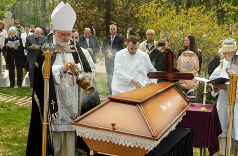 47 éve halt meg Mécs László…