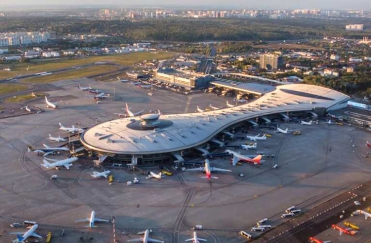 Orbán Viktor megérkezett Moszkvába