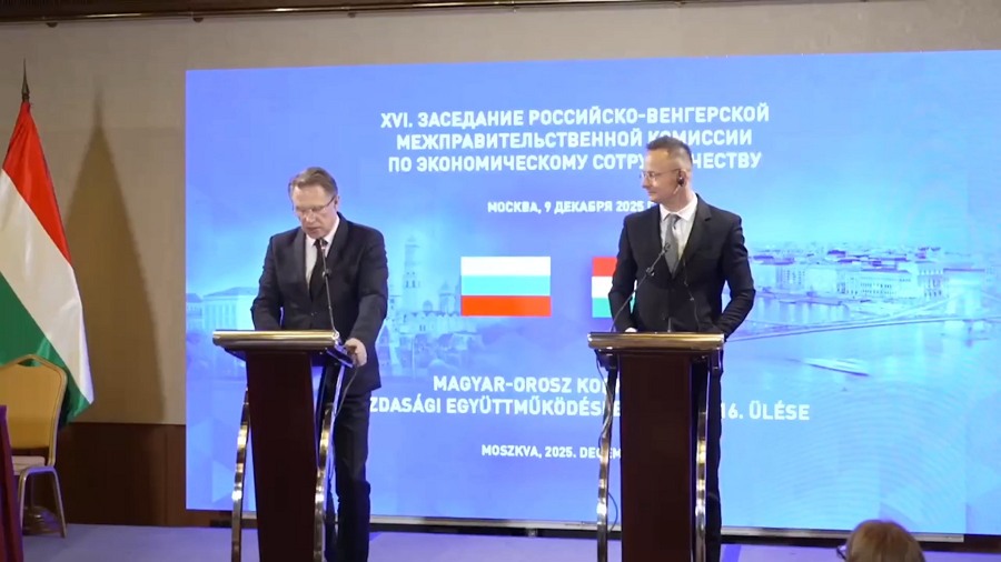 Kiemelt képen: Alekszej Lihacsov és Szijjártó Péter a Moszkvában megtartott orosz-magyar Gazdasági Bizottság ülését követő sajtótájékoztatón 2025. december 9-én / fotó: screenshot