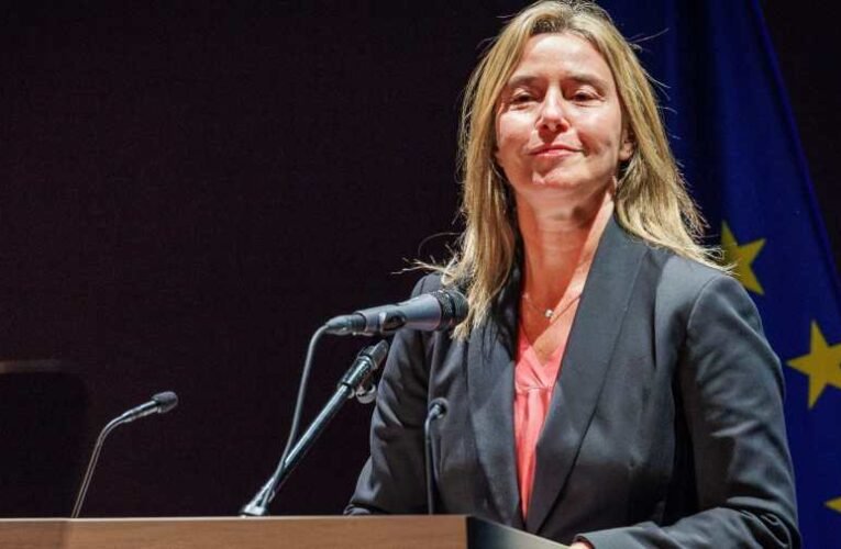 Évtizedek óta a legnagyobb uniós válság: vádat emeltek Európa volt „arca”, Mogherini ellen