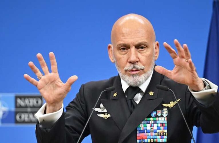 Elképzelhetőnek tart egy Oroszországgal szembeni „megelőző csapást” a NATO főparancsnoka