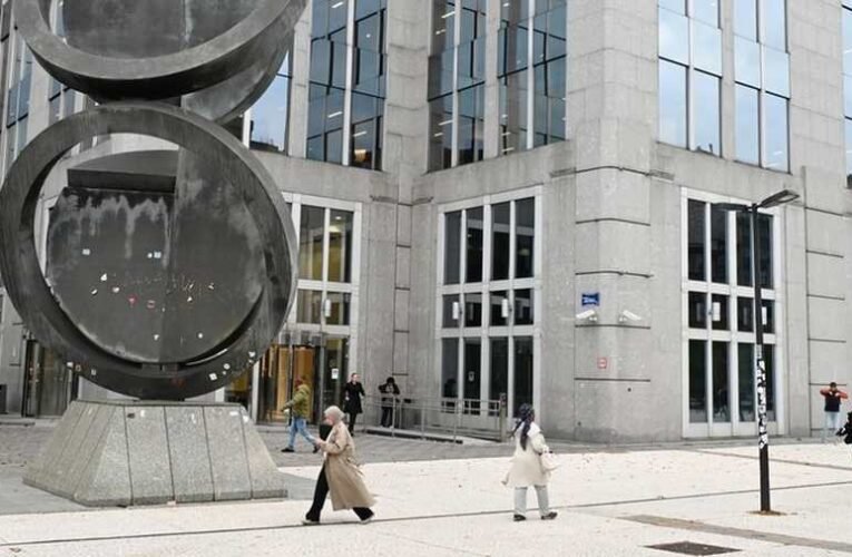 A Fitch leminősítést helyezett kilátásba az Euroclearrel szemben, ha a befagyasztott orosz pénzeszközöket jóvátételi kölcsönre használják fel Ukrajna részére