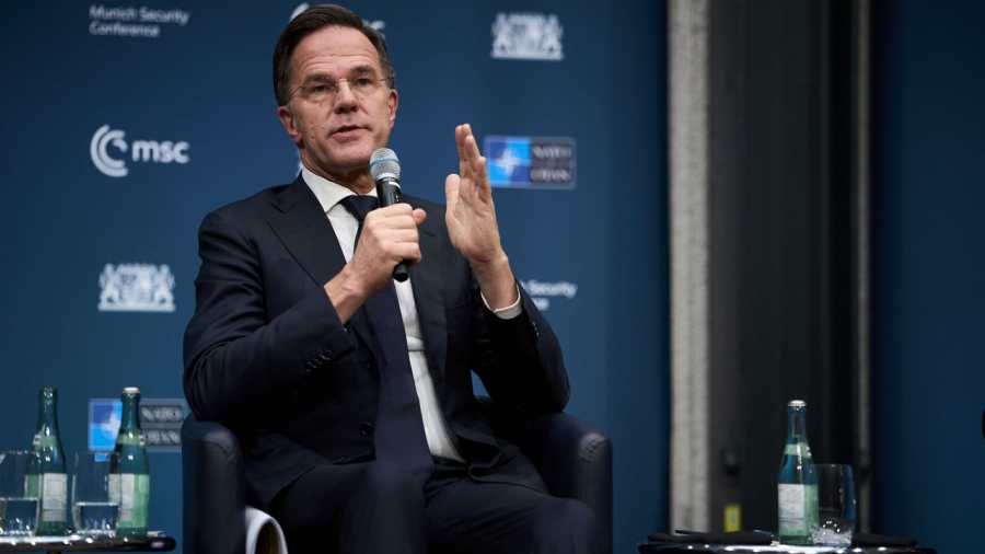 Kiemelt képe: Mark Rutte, aki hollandia miniszterelnökeként folyamatosan Orbán Viktort támadta, ma pedig NATO -főtitkárként egy háborús uszító