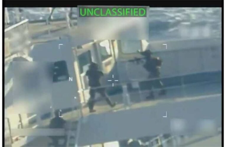 Az USA lefoglalt egy venezuelai tartályhajót, Caracas kalózkodással vádolja Washingtont