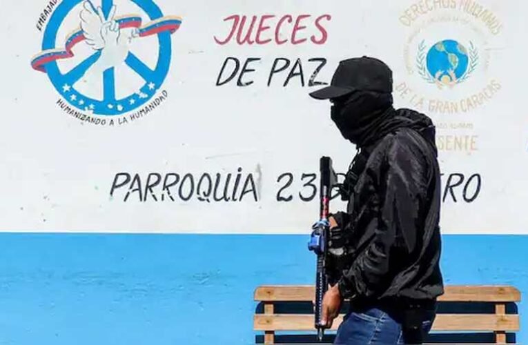 Az USA felszólította az amerikaiakat, hogy hagyják el Venezuelát