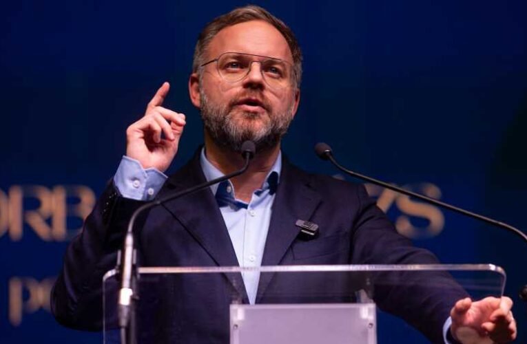 Orbán Balázs: A nemzeti oldal ellen tud állni a brüsszeli nyomásnak