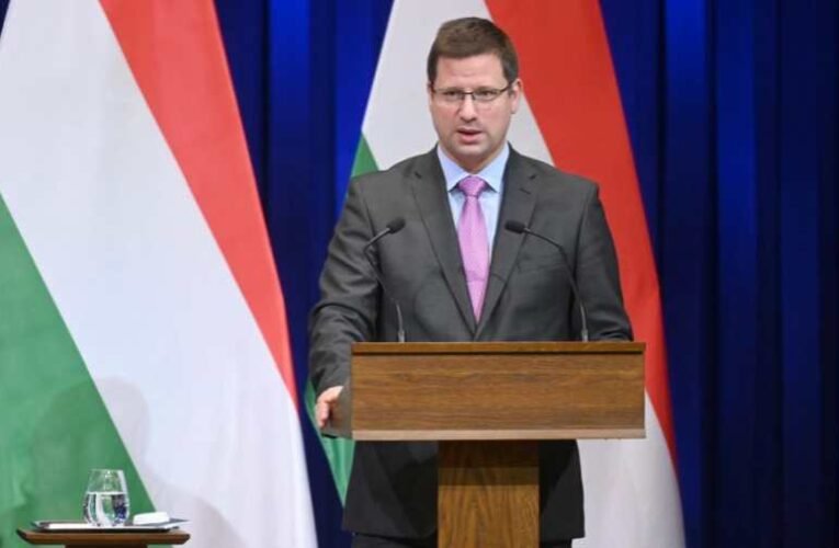 Kormányinfó – Gulyás nyíltan kimondta: Zelenszkij hazudik! – Politikai okokból, szándékosan zárta el Kijev az olajcsapot