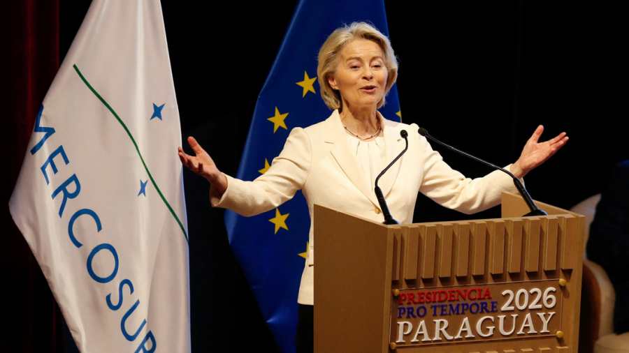 Kiemelt kép: Ursula von der Leyen 2026. január 17-én. Fotó: Cesar Olmedo / Reuters)