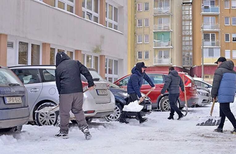 Néhány észrevétel – ha szabad…