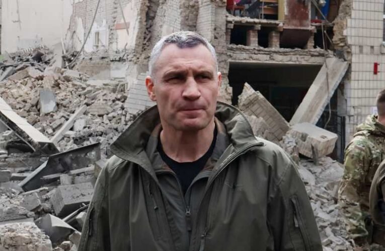 Vitalij Klicsko: Aki teheti, ideiglenesen hagyja el Kijevet!