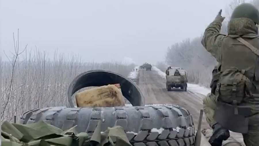 Zaporozsjei frontvonal, orosz katonai előrenyomulás, harckocsik