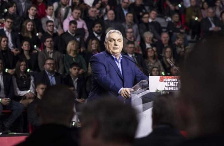 Orbán Viktor: Azonnal kiutasítjuk a kényszersorozásban részt vevő ukránokat!