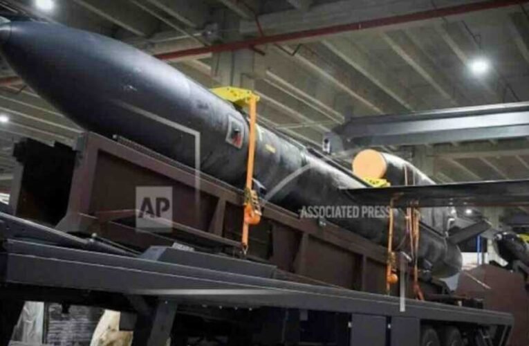 Zelenszkij új matematikája: Amikor a lelőtt rakéta is pontosan célba talál