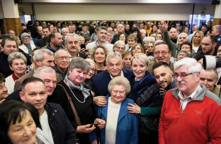 Mandiner-mérés: Brutális Fidesz-előny a döntő választókerületekben – Brüsszel és Kijev zsarolása ellenére is tartja magát a kormány