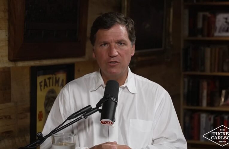 A CIA Tucker Carlson után kémkedett – most mint ügynököt akarják megvádolni