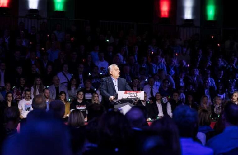 Debrecen a béke fővárosa: Orbán Viktor a Főnix Arénában törte le az ukrán zsarolást és hirdette meg a győztesek nemzedékét (videó)