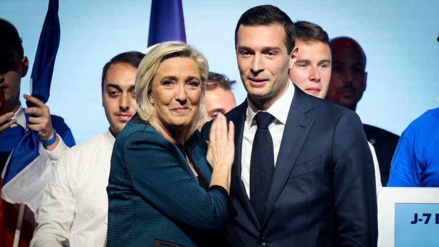 Marine Le Pen és Jordan Bardella