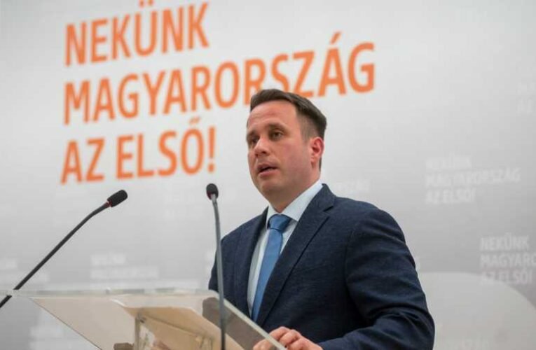 Brüsszeli milliárdokból hergelik a magyarokat: Dömötör Csaba leleplezte a választási beavatkozás gépezetét