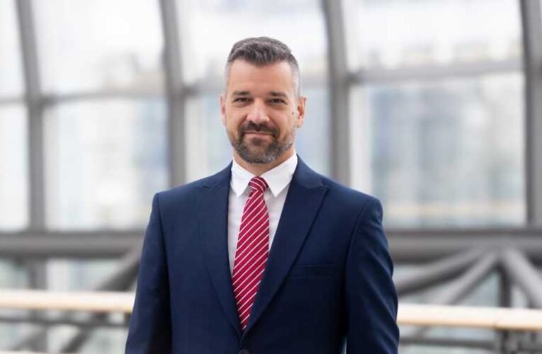 László András: Magyar Péter hiába próbálja elhitetni, hogy övé a népszerűség és a többség