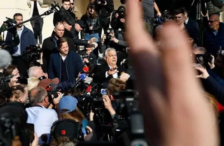 Történelmi rekord: Megduplázódott a reggeli részvétel a 4 évvel ezelőttihez képest – Orbán Viktor sajtótájékoztatója (videó)